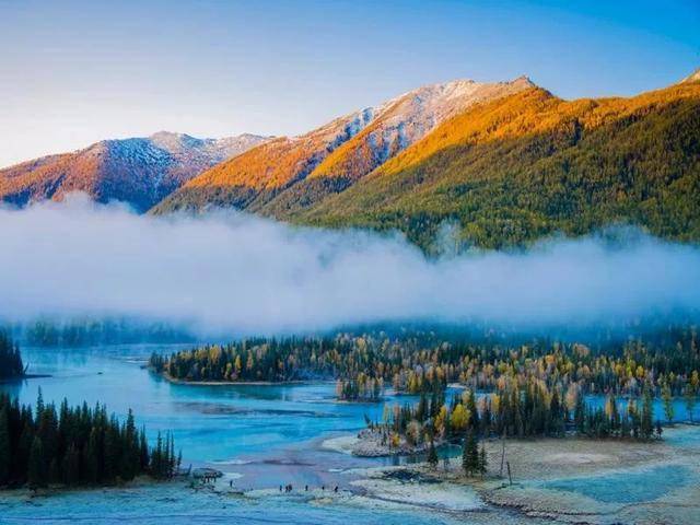 新疆，多元文化交融与历史变迁的瑰宝